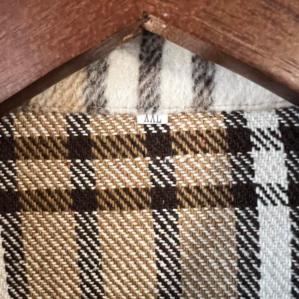 Amazon Plaid Shacket‎ - Picture 5 of 6